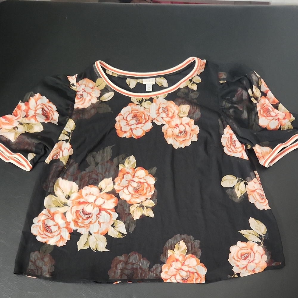 Floral Black Blouse with Puff Sleeves